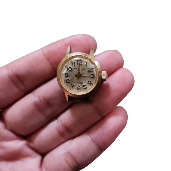 Vtg Westclox 17 Jewels Gold Toned Water Resistant Stainless Steel Watch Face - Picture 1 of 2